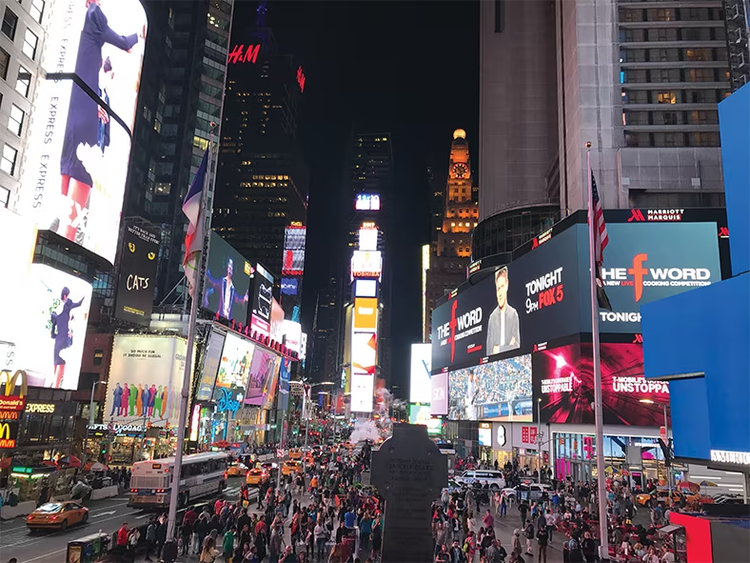 The entire picture in accurate color: Times Square, New York City