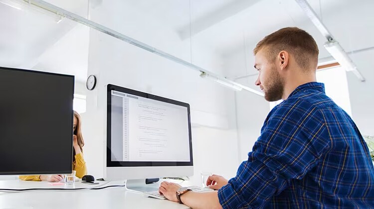 Enterprise SRE (site reliability engineering): where service reliability and business agility meet