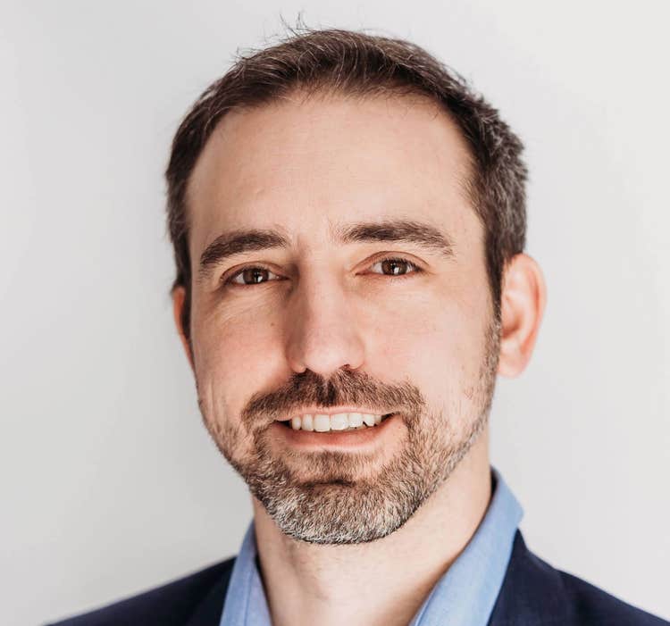 Neil Kostecki headshot