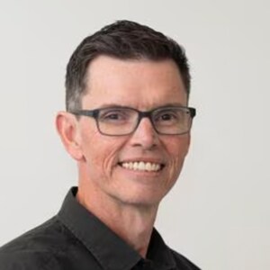 Sean Hughes headshot