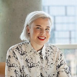 Jayney Howson headshot