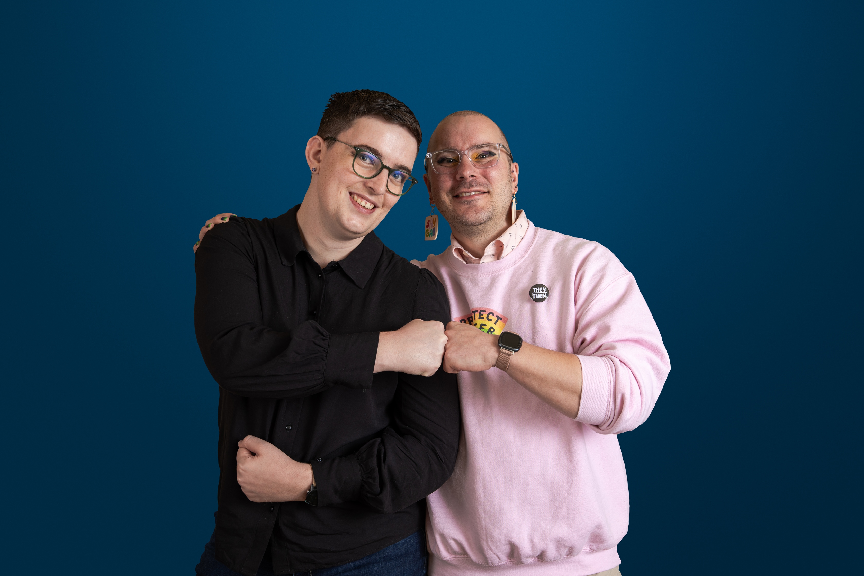 Meet new people image