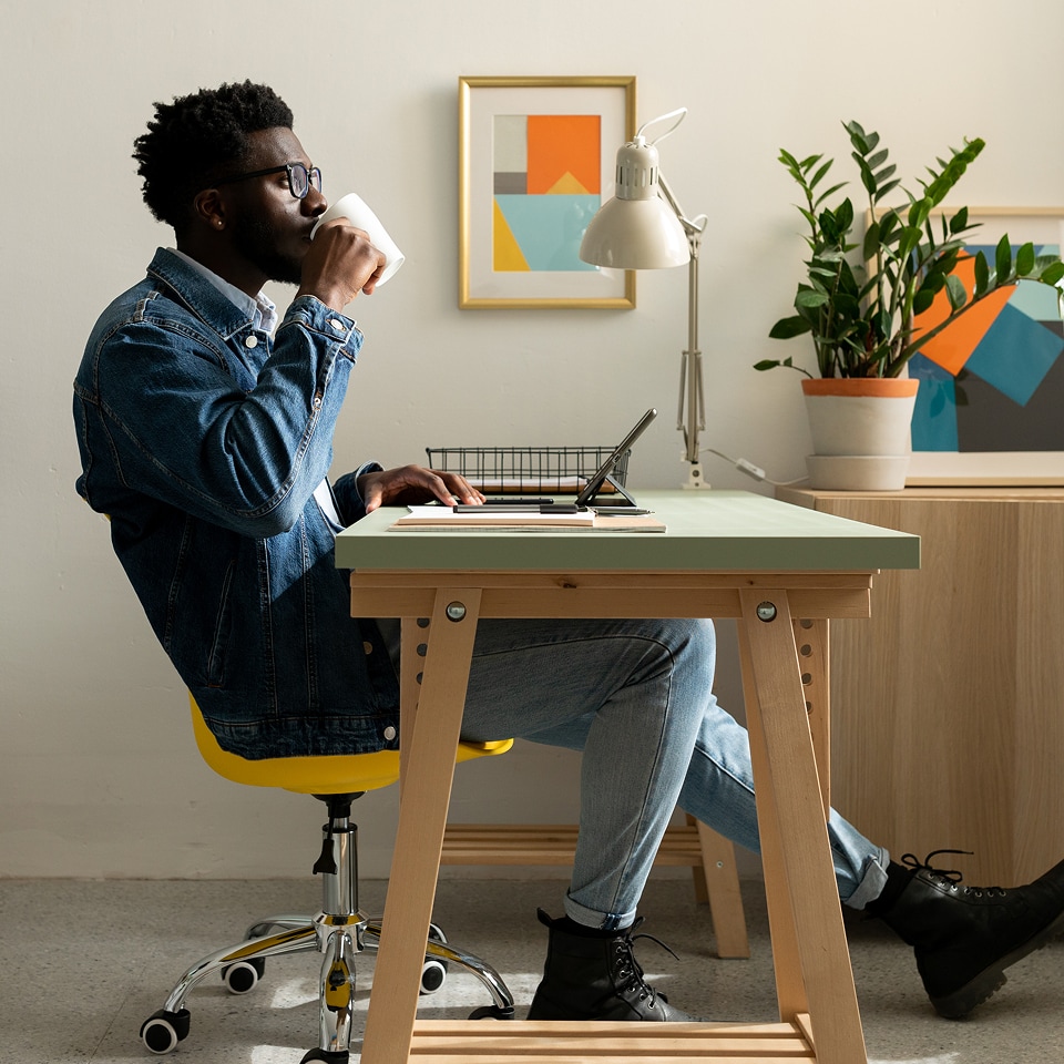 With ServiceNow, teams use process mining to identify inefficiencies and improve operational workflows.