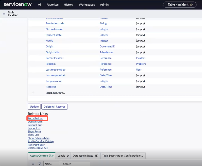 Légende pour l’emplacement de l’application Form Builder à l’aide de la section Liens connexes d’une table.