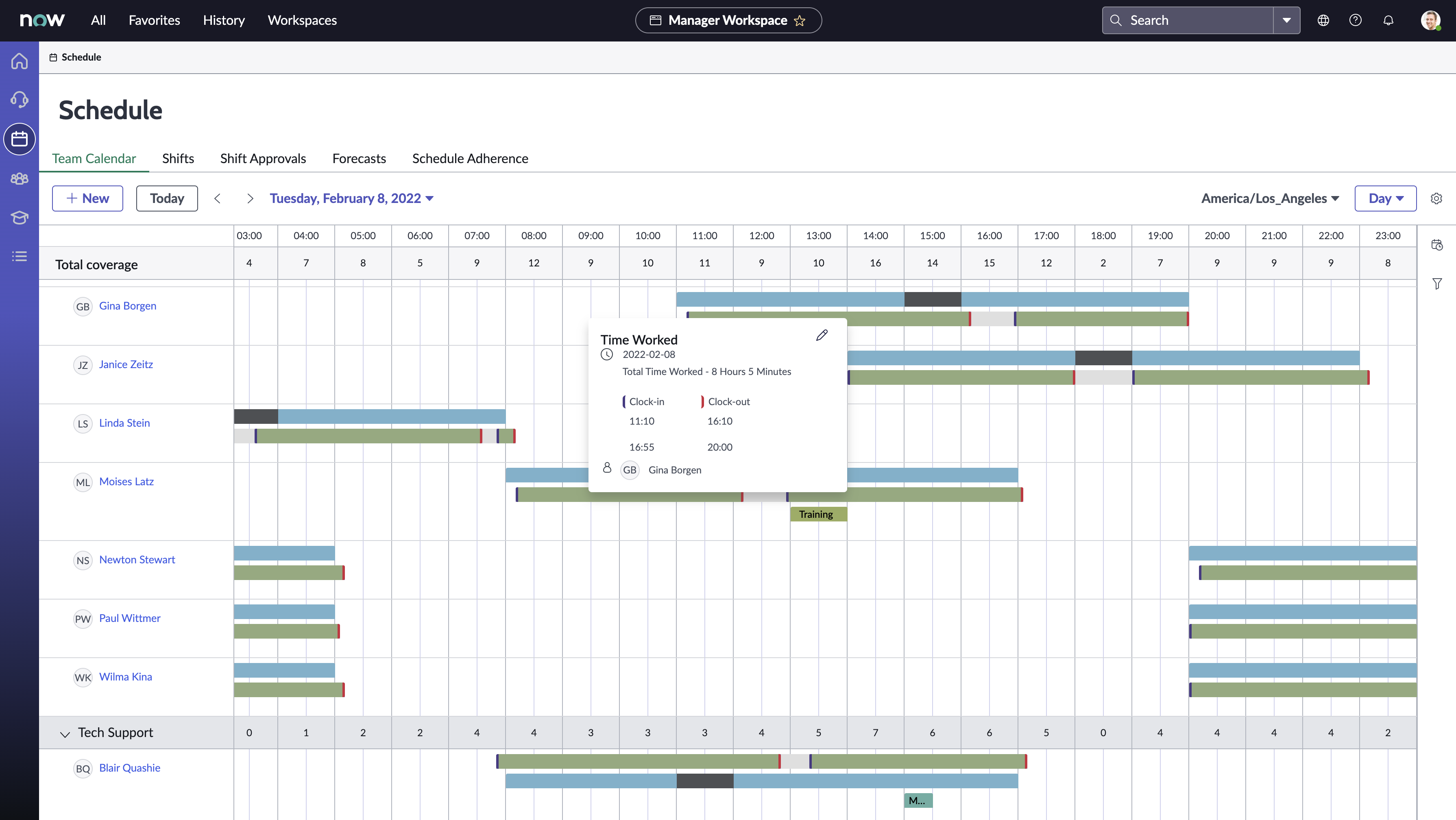 Manager Workspace-Teamkalender mit mehreren Mitarbeiterzeitplänen, geordnet nach Stunden am Tag.