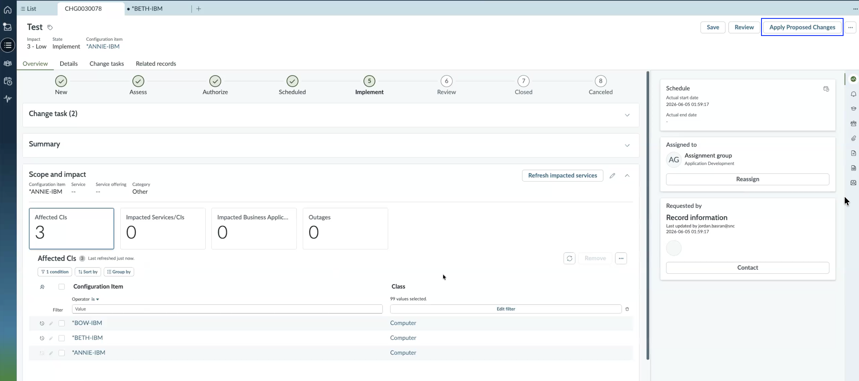 Change request in the Implement state with the Apply Proposed Changes action available and three affected CIs.
