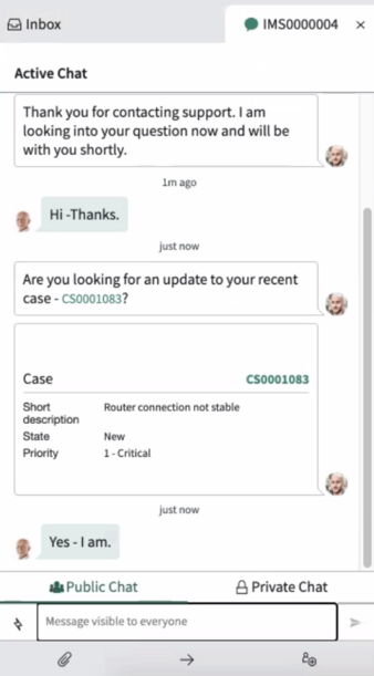 Fenêtre de messagerie instantanée dans l’espace de travail configurable CSM qui affiche la conversation entre un agent actif et un client.