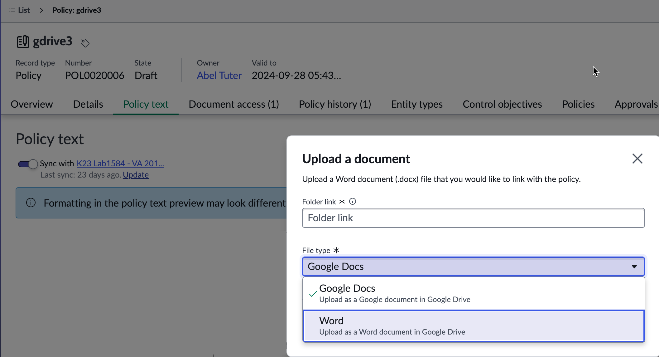 Chargez un document sur Google Drive pour le joindre à une politique.