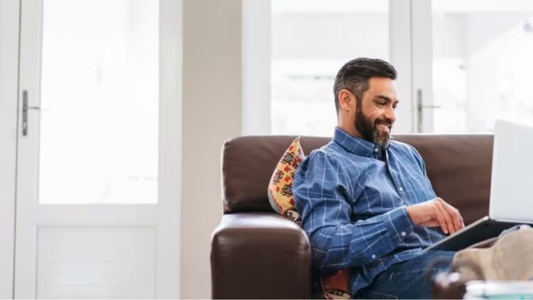 Nieuwe workflows voor werknemers ondersteunen de heropening van de werkvloer en waarborgen tegelijkertijd de veiligheid van werknemers en klanten in een nieuwe werkwereld