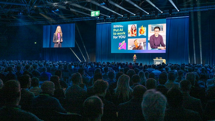 Amy Lokey's keynote op het World Forum Amsterdam