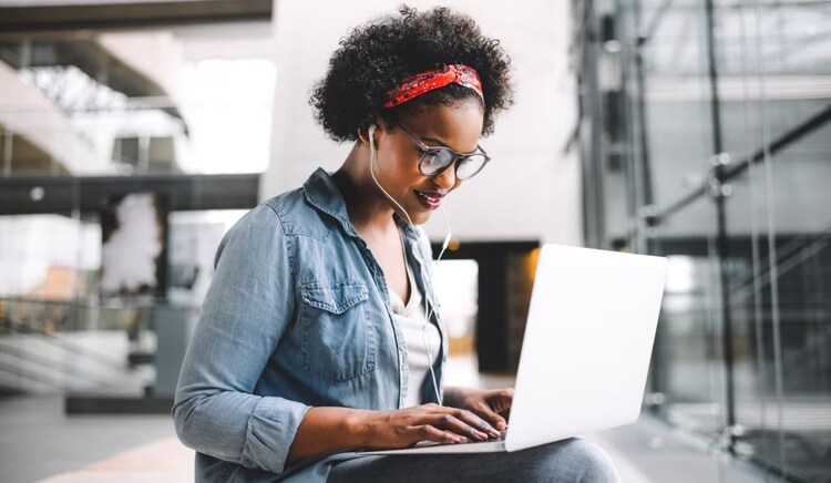hybrid-working-the-future-of-employee-experience