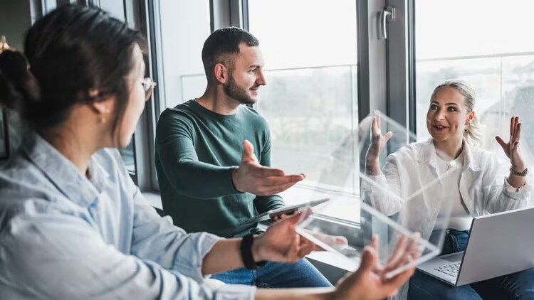 Source-to-pay: group of workers with devices collaborating
