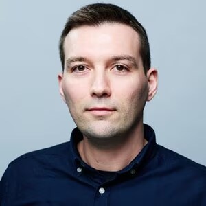 Andrea Petrovski is a Principal Strategist specialising in financial services on the ServiceNow Inspire Value team in the UK.