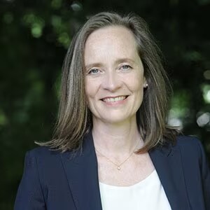 Stefanie Naujoks is an IDC research director, based in Munich, Germany.